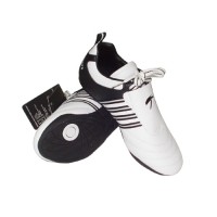 T-REVO 티레보 태권화